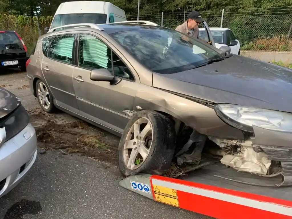 Skrotbil i Göteborg värderas för ersättning baserat på vikt, skick och efterfrågan på delar