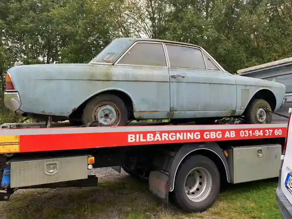 Bilskrot i Göteborg hämtar skrotbil tryggt och säkert för korrekt återvinning