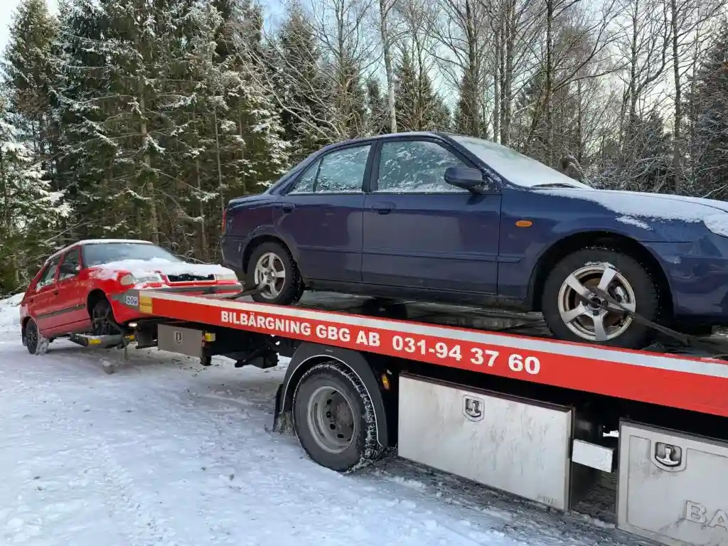 Auktoriserad bilskrot i Göteborg tar emot skrotbil för säker återvinning och korrekt hantering