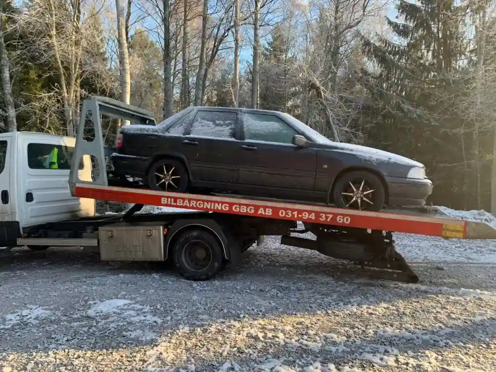 Skrotbil hämtas gratis i Göteborg med bärgningsbil och ger ersättning vid skrotning